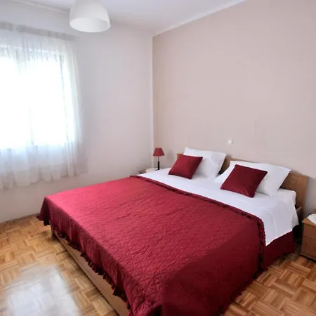 Apartment Vinja Porec - Privat Garden - Whirlpool Exterior photo