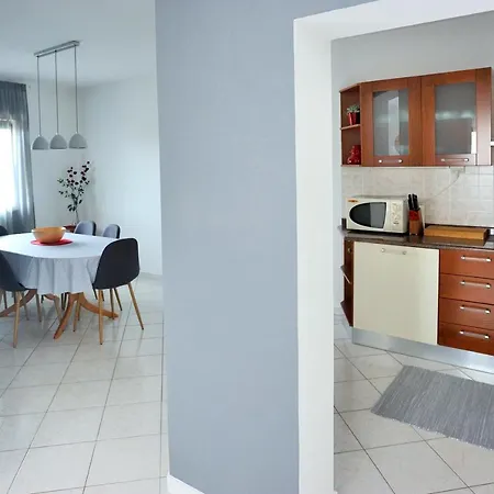 Apartment Vinja Porec - Privat Garden - Whirlpool Exterior photo