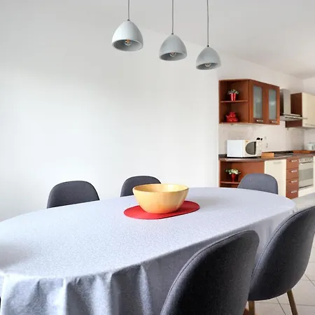 Apartment Vinja Porec - Privat Garden - Whirlpool Exterior photo