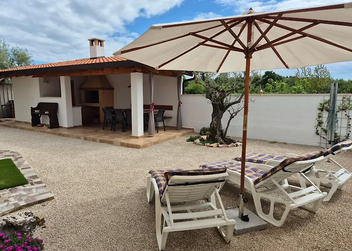 Apartment Vinja Porec - Privat Garden - Whirlpool