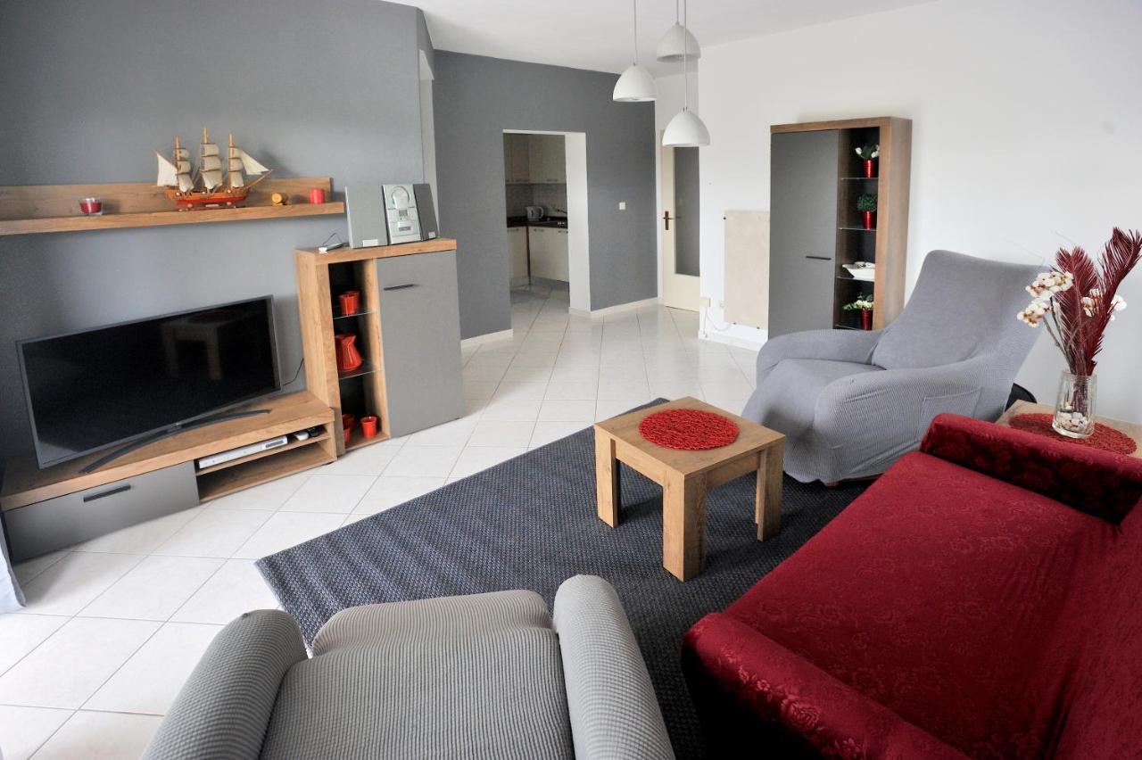 Apartment Vinja - Privat Garden - Whirlpool *