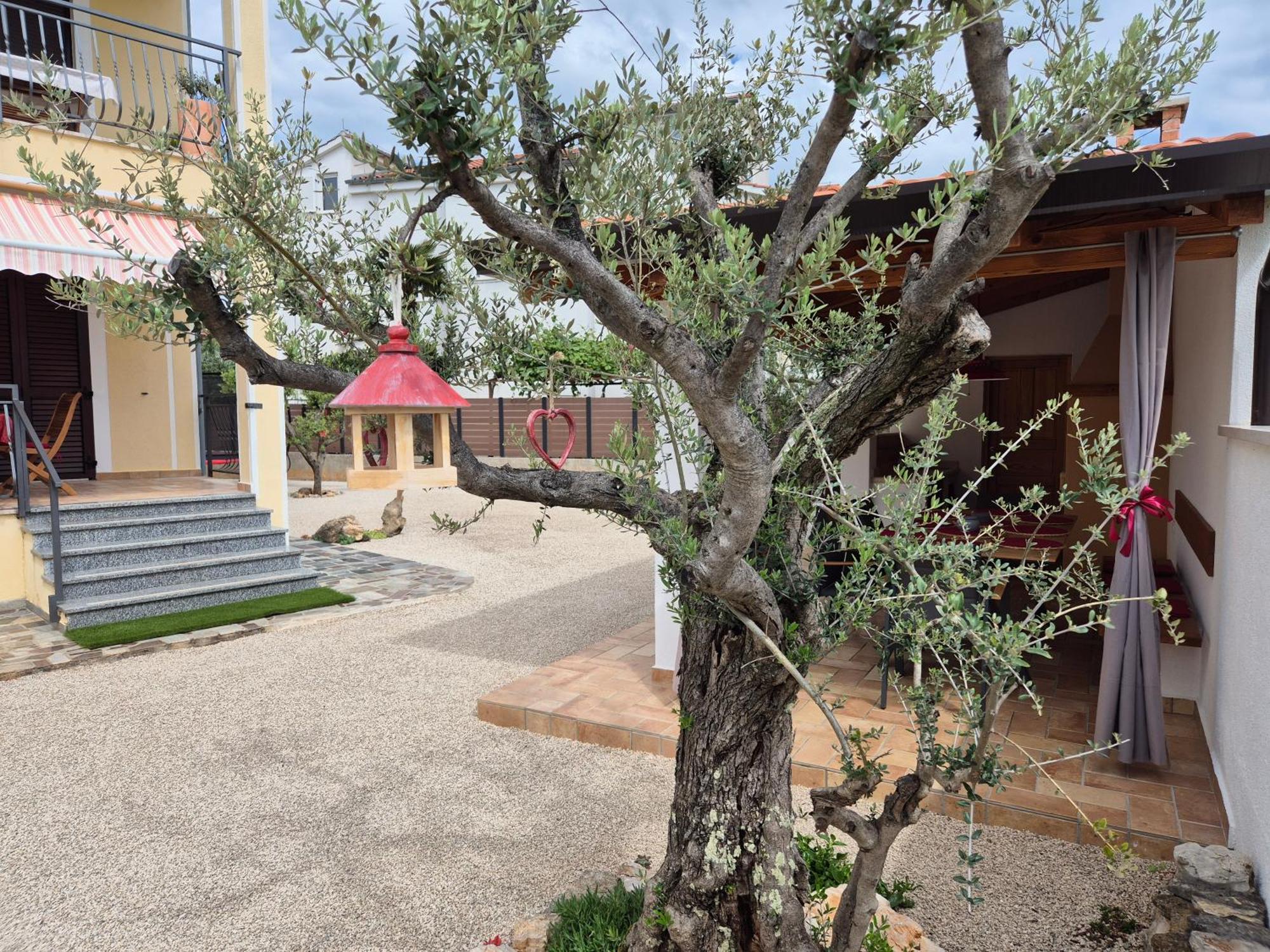 Apartment Vinja - Privat Garden - Whirlpool Porec
