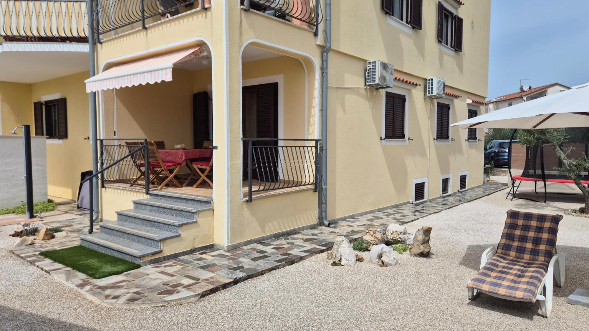 Apartmán Vinja - Privat Garden - Whirlpool *